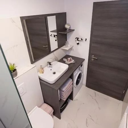 Pr 'agotnik & Apartamento