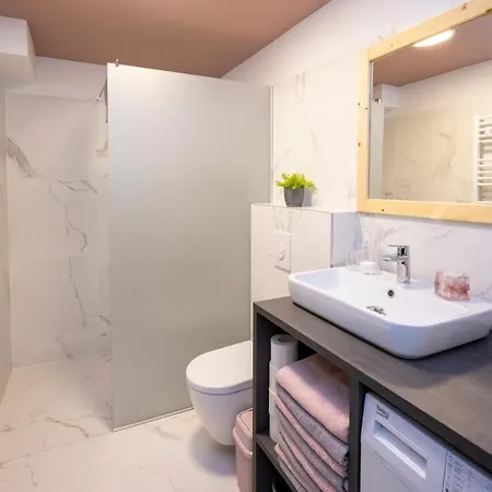 Apartma Pr 'agotnik &