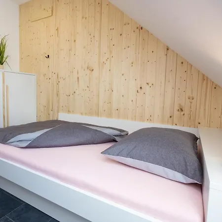 Pr 'agotnik & * Bohinj