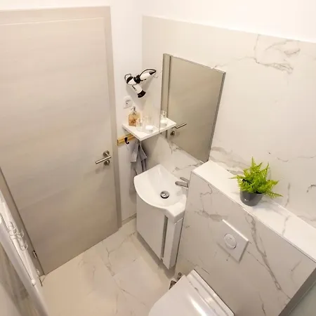 アパート Pr 'agotnik & ボーヒニ