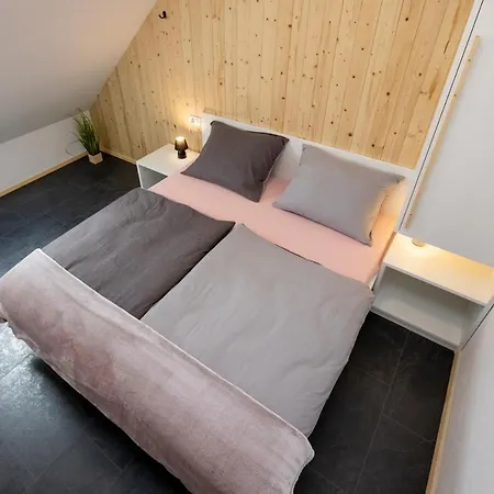 Apartment Pr 'agotnik & *